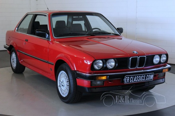 Rust uit Ga op pad beddengoed BMW 325 iX E30 1987 te koop bij ERclassics